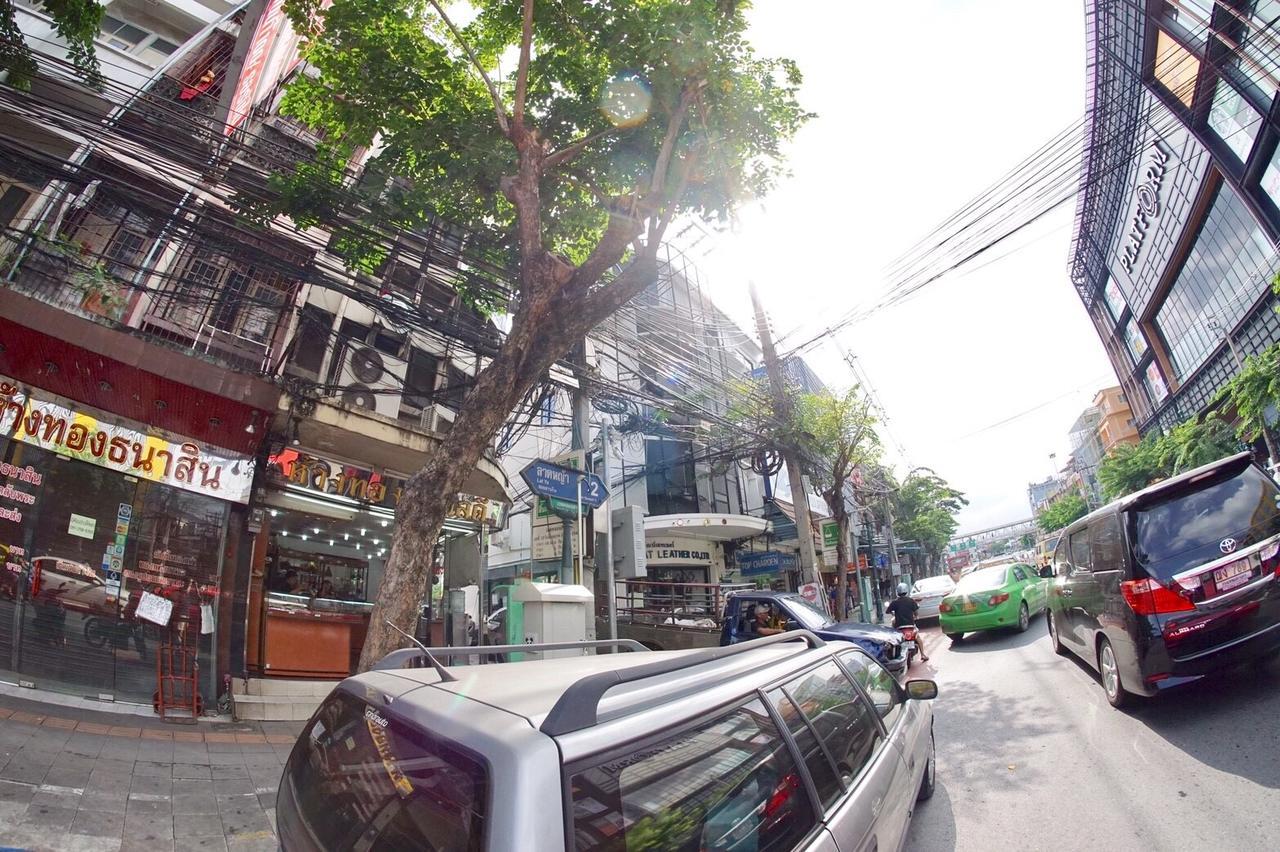 Inn Trog And Inn Soi (Adults Only) Bangkok Exterior foto